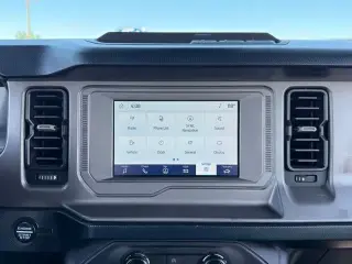 Ford Bronco 2021 4x4 Outer Banks 4 puertas SUV