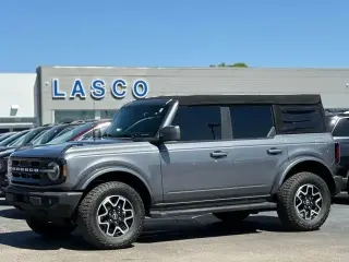 Ford Bronco 2021 4x4 Outer Banks 4 puertas SUV