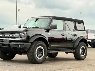 Ford Bronco 2024 4x4 Big Bend 4 puertas SUV