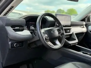 Ford Explorer 2025 AWD Active 4 puertas SUV