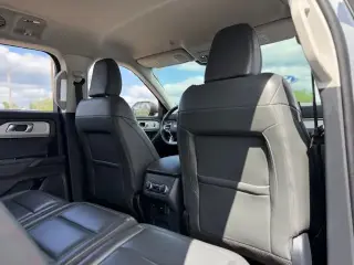 Ford Explorer 2025 AWD Active 4 puertas SUV