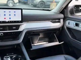 Ford Explorer 2025 AWD Active 4 puertas SUV