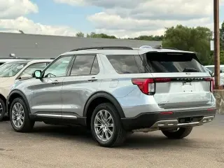 Ford Explorer 2025 AWD Active 4 puertas SUV