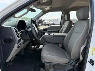 Ford F-250 Super Duty 2019 4x4 XLT Cabina doble 4 puertas 6.8 pies caja corta Pickup