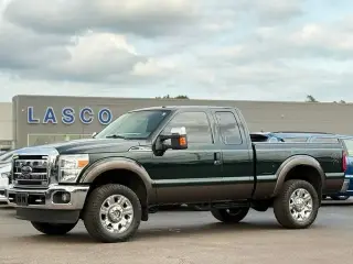 Ford F-250 Super Duty 2015 4x4 Lariat 4 puertas SuperCab 6.8 pies. SB Pickup