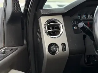 Ford F-250 Super Duty 2015 4x4 Lariat 4 puertas SuperCab 6.8 pies. SB Pickup