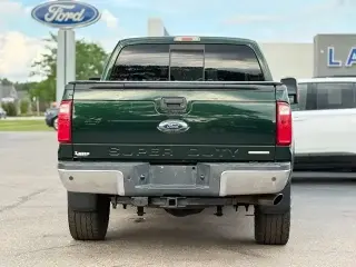 Ford F-250 Super Duty 2015 4x4 Lariat 4 puertas SuperCab 6.8 pies. SB Pickup