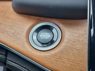 Jeep Grand Cherokee 2022 4x4 Summit 4 puertas SUV (versión de mitad de año)
