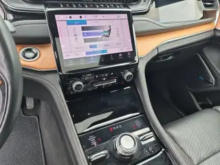 Jeep Grand Cherokee 2022 4x4 Summit 4 puertas SUV (versión de mitad de año)