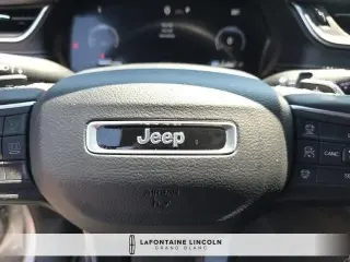 Jeep Grand Cherokee L 2024 4x4 Laredo 4 puertas SUV