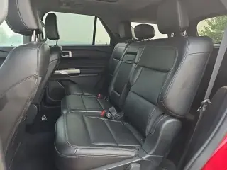 Ford Explorer 2023 AWD XLT 4 puertas SUV