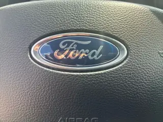 Ford Explorer 2025 AWD Active 4 puertas SUV