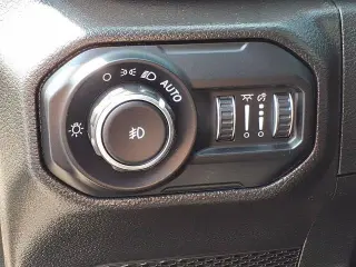 Jeep Wrangler 2022 4x4 Sport 2 puertas SUV