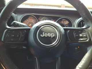 Jeep Wrangler 2022 4x4 Sport 2 puertas SUV
