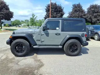 Jeep Wrangler 2022 4x4 Sport 2 puertas SUV