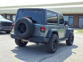 Jeep Wrangler 2022 4x4 Sport 2 puertas SUV