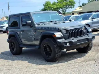 Jeep Wrangler 2022 4x4 Sport 2 puertas SUV