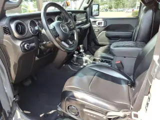 Jeep Wrangler 2022 4x4 Sport 2 puertas SUV