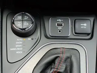 Jeep Cherokee 2023 4x4 Trailhawk 4 puertas SUV