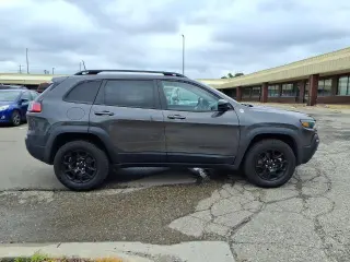 Jeep Cherokee 2023 4x4 Trailhawk 4 puertas SUV