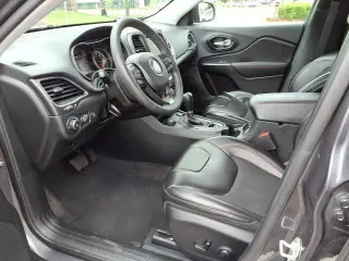 Jeep Cherokee 2023 4x4 Trailhawk 4 puertas SUV