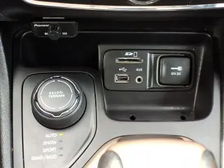 Jeep Cherokee 2017 4x4 Latitude 4 puertas SUV