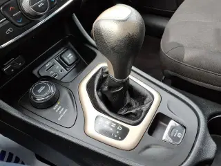 Jeep Cherokee 2017 4x4 Latitude 4 puertas SUV
