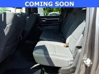 Ram 1500 2024 4x4 Big Horn Cabina Crew de 4 puertas 5.6 pies. Pickup SB
