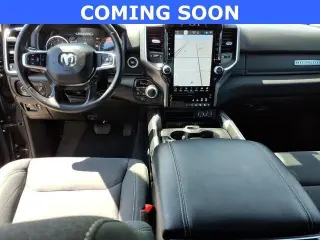 Ram 1500 2024 4x4 Big Horn Cabina Crew de 4 puertas 5.6 pies. Pickup SB