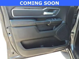 Ram 1500 2024 4x4 Big Horn Cabina Crew de 4 puertas 5.6 pies. Pickup SB