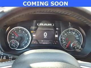 Ram 1500 2024 4x4 Big Horn Cabina Crew de 4 puertas 5.6 pies. Pickup SB