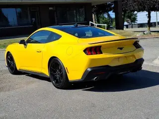 Ford Mustang 2024 EcoBoost Premium 2 puertas Fastback