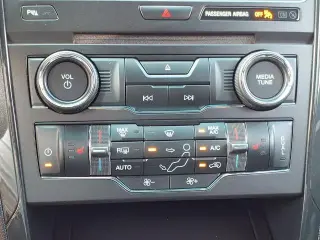 Ford Explorer 2017 AWD XLT 4 puertas SUV