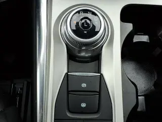 Ford Explorer 2023 AWD Platinum 4 puertas SUV