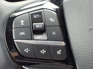 Ford Explorer 2023 AWD Platinum 4 puertas SUV