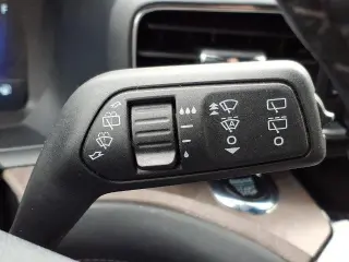 Ford Explorer 2023 AWD Platinum 4 puertas SUV