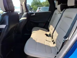 Ford Escape Híbrido Enchufable 2022 Titanium 4 puertas SUV
