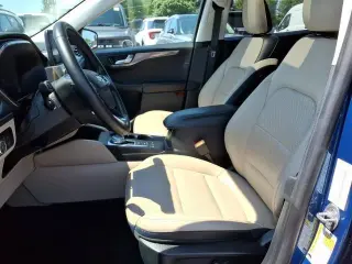Ford Escape Híbrido Enchufable 2022 Titanium 4 puertas SUV