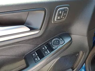 Ford Escape Híbrido Enchufable 2022 Titanium 4 puertas SUV