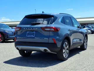 Ford Escape 2023 AWD Platinum 4 puertas SUV