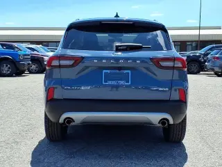 Ford Escape 2023 AWD Platinum 4 puertas SUV