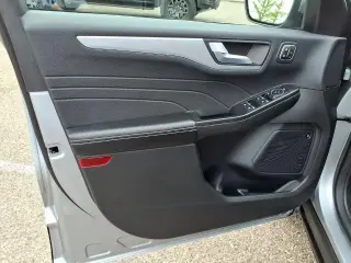 Ford Escape 2023 AWD Platinum 4 puertas SUV