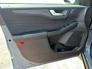 Ford Escape 2023 AWD Platinum 4 puertas SUV