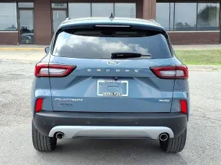 Ford Escape 2023 AWD Platinum 4 puertas SUV