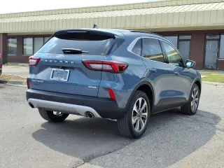 Ford Escape 2023 AWD Platinum 4 puertas SUV