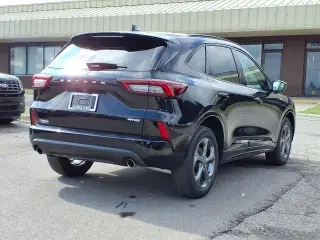 Ford Escape 2023 AWD ST-Line Select 4 puertas SUV