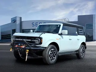 Ford Bronco 2023 4x4 Outer Banks 4 puertas SUV