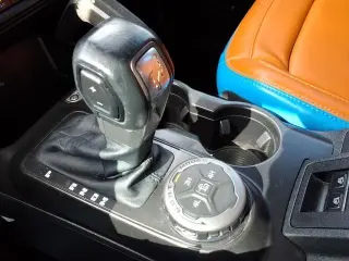 Ford Bronco 2023 4x4 Outer Banks 4 puertas SUV