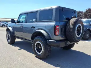 Ford Bronco 2023 4x4 Badlands Avanzado 4 puertas SUV