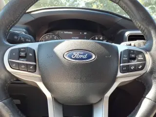 Ford Explorer 2023 AWD XLT 4 puertas SUV